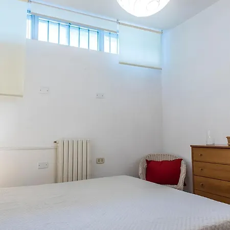 N240 - Numana, Deliziosa Taverna Quadrilocale Con Giardino Apartment