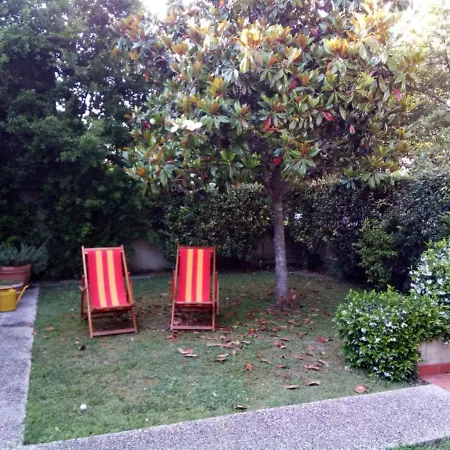N240 - Numana, Deliziosa Taverna Quadrilocale Con Giardino Apartment